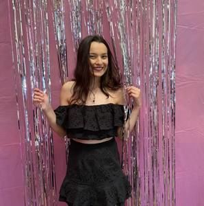 Meet your Posher, Gabrielle